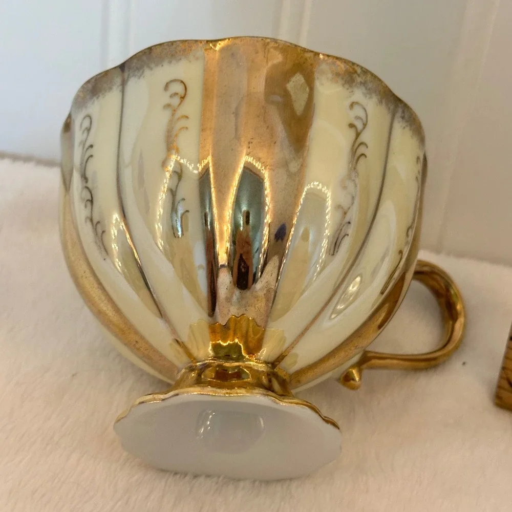 Enesco Teacup Saucer Set Vintage Gold Lusterware Japan Excellnt Reticulated Star